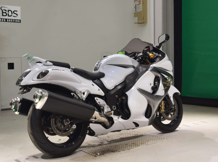 Мотоцикл Suzuki GSX1300R HAYABUSA с пробегом 20124 km