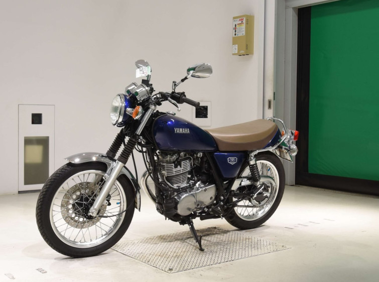 Мотоцикл Yamaha SR400 с пробегом 9428 km