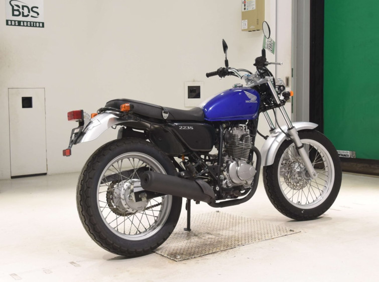 Мотоцикл Honda CB223S з пробігом 33210 km