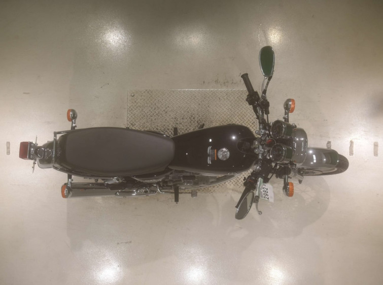 Мотоцикл Yamaha SR400 с пробегом 2238 km