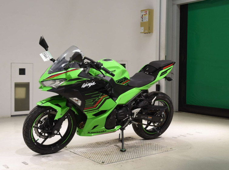 Мотоцикл Kawasaki NINJA250 с пробегом 8239 km