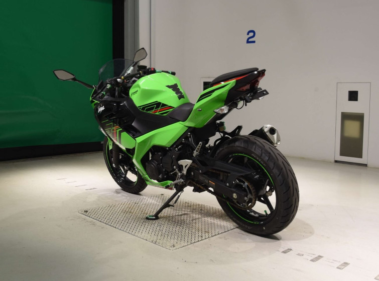Мотоцикл Kawasaki NINJA250 с пробегом 8239 km