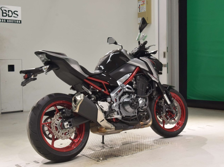 Мотоцикл Kawasaki Z900 с пробегом 8019 km