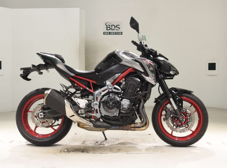 Мотоцикл Kawasaki Z900 с пробегом 8019 km