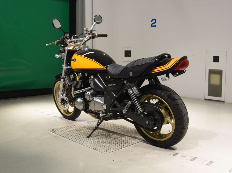 Мотоцикл Kawasaki ZEPHYR1100 с пробегом 13145 km