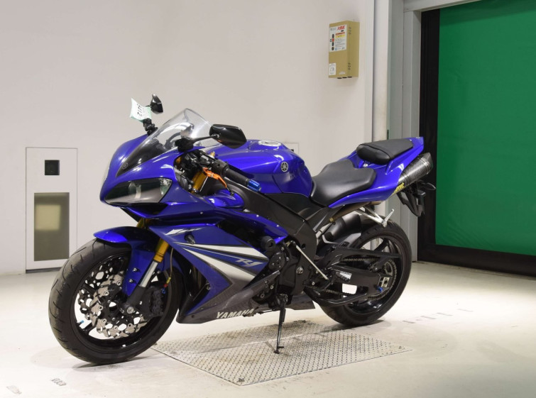 Мотоцикл Yamaha YZF-R1 з пробігом 66899 km