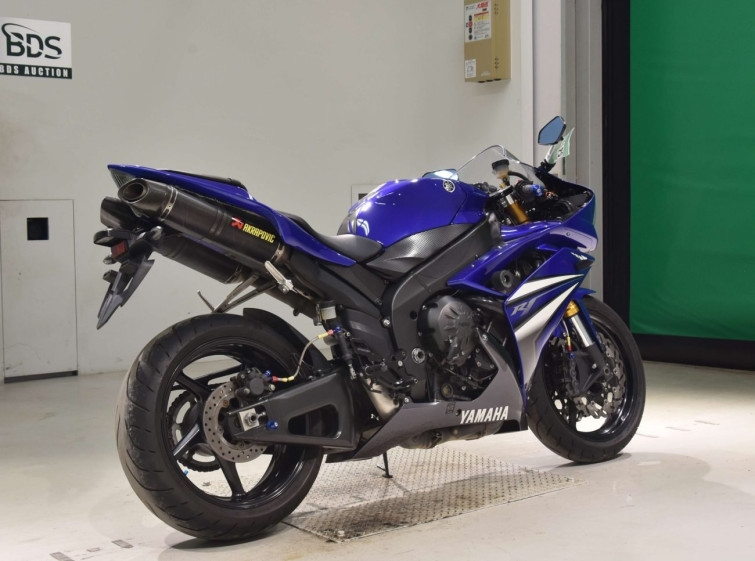 Мотоцикл Yamaha YZF-R1 з пробігом 66899 km