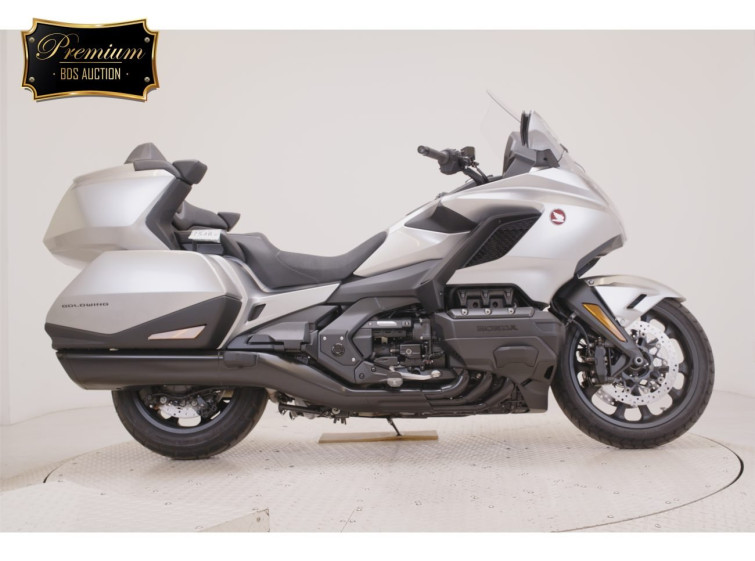 Мотоцикл Honda GL1800 TOUR D з пробігом 35 km