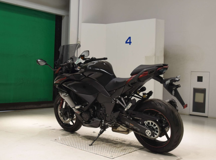 Мотоцикл Kawasaki ninja 1000 sx с пробегом 52 km