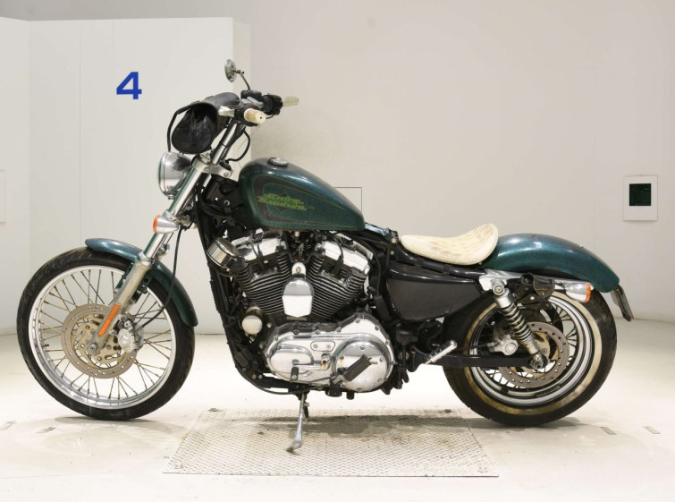 Мотоцикл HD SPORTSTER SEVENTY-TWO XL1200V с пробегом 10302 km
