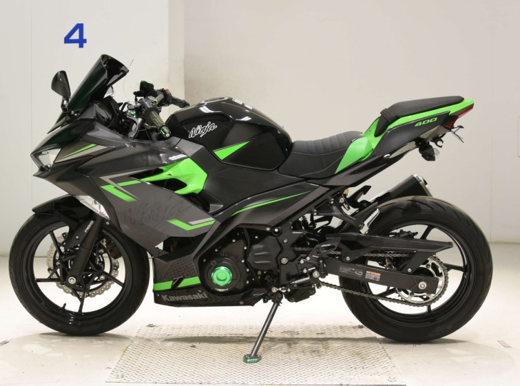 Мотоцикл Kawasaki NINJA400 с пробегом 11998 km