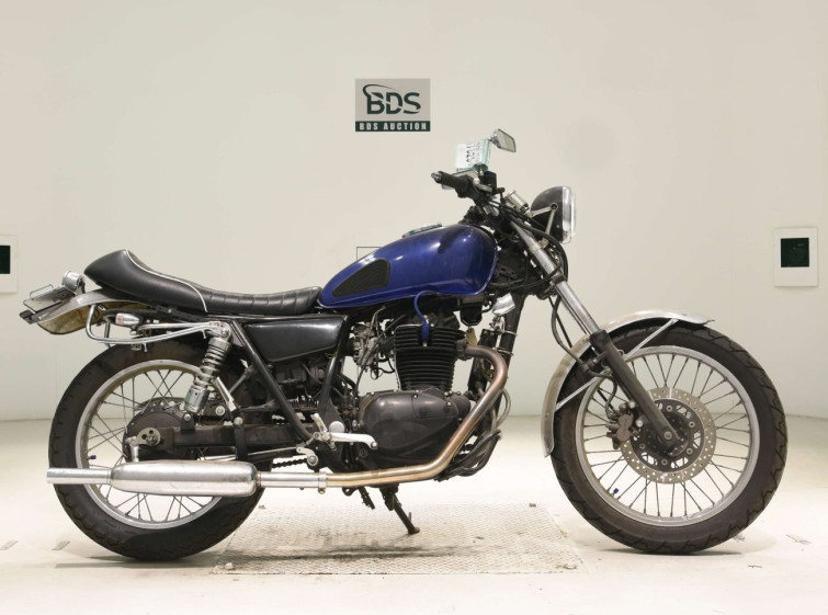 Мотоцикл Kawasaki 250TR с пробегом 1649 km