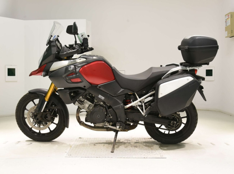 Мотоцикл Suzuki V-STROM DL1000A з пробігом 15200 km