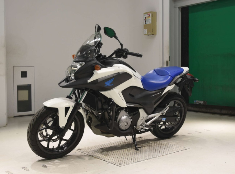 Мотоцикл Honda NC700XDLD с пробегом 68439 km