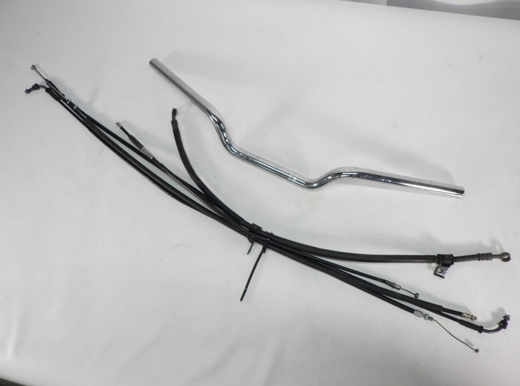 Мотоцикл Yamaha SR400 с пробегом 16992 km