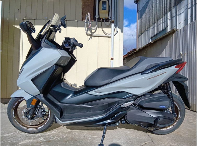 Мотоцикл Honda FORZA с пробегом 1893 km