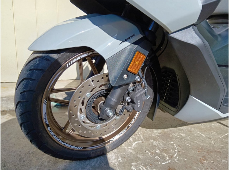 Мотоцикл Honda FORZA с пробегом 1893 km