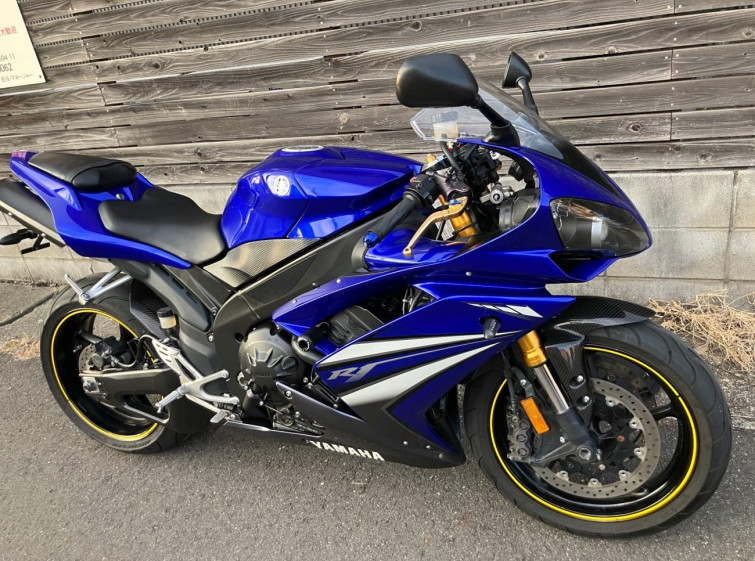 Мотоцикл Yamaha YZF-R1 з пробігом 32196 km