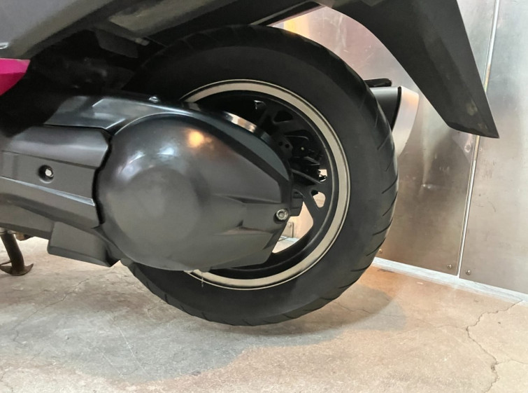 Мотоцикл Suzuki SKYWAVE 250SS с пробегом 8466 km