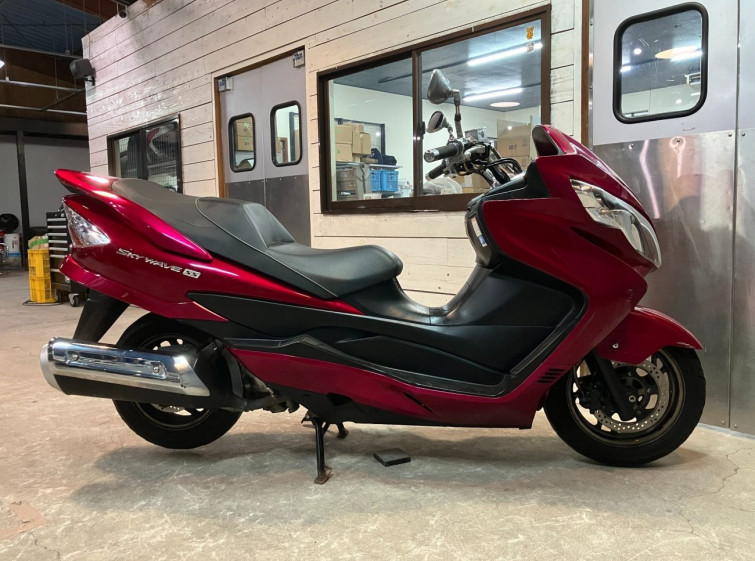 Мотоцикл Suzuki SKYWAVE 250SS с пробегом 8466 km