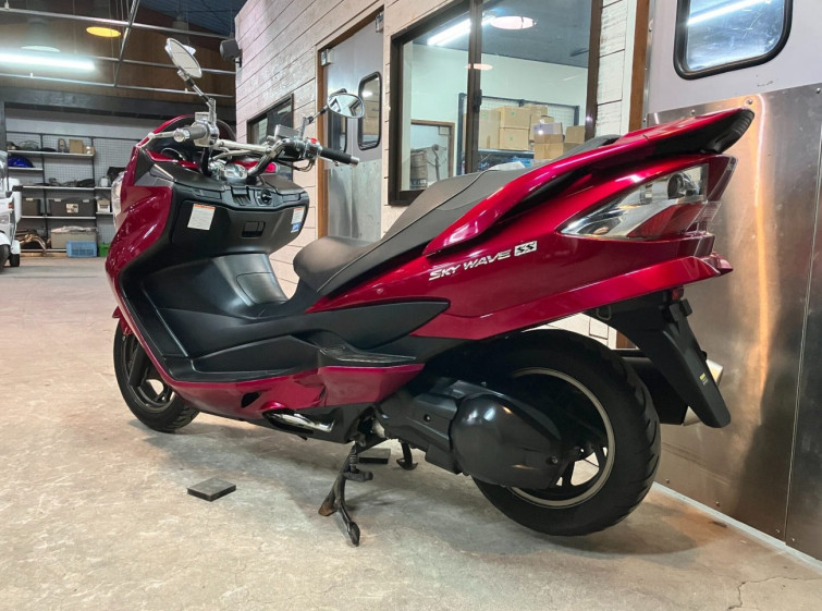Мотоцикл Suzuki SKYWAVE 250SS с пробегом 8466 km