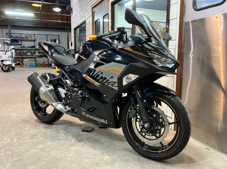 Мотоцикл Kawasaki NINJA250 с пробегом 21267 km