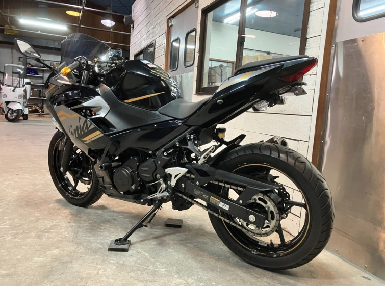 Мотоцикл Kawasaki NINJA250 с пробегом 21267 km