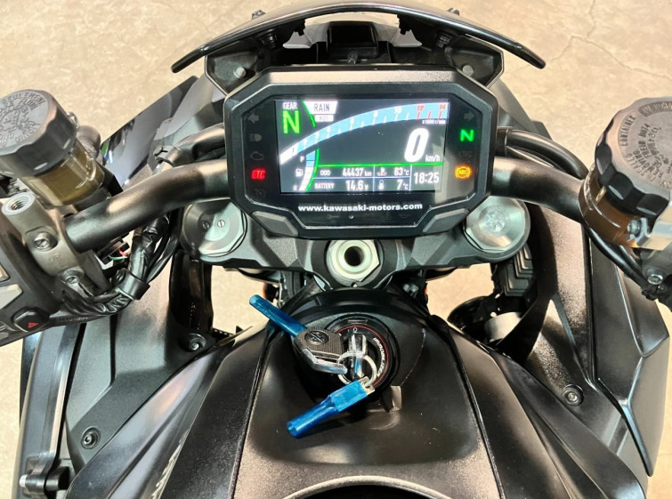 Мотоцикл Kawasaki NINJA H2 с пробегом 44437 km