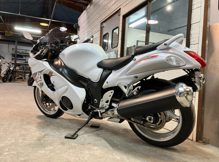 Мотоцикл Suzuki GSX1300R HAYABUSA с пробегом 11538 m