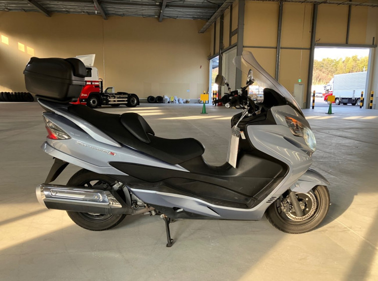 Мотоцикл Suzuki SKYWAVE 400 с пробегом 30646 km