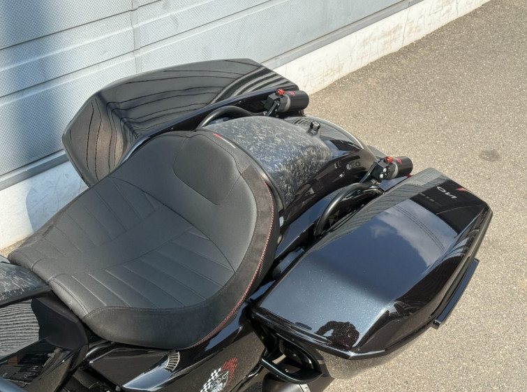 Мотоцикл HD FLTRXSTSE CVO з пробігом 1820 km