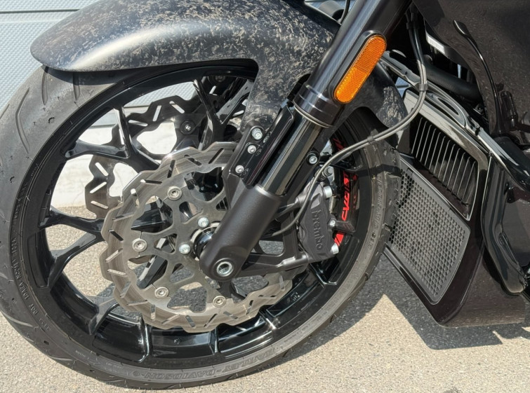 Мотоцикл HD FLTRXSTSE CVO з пробігом 1820 km