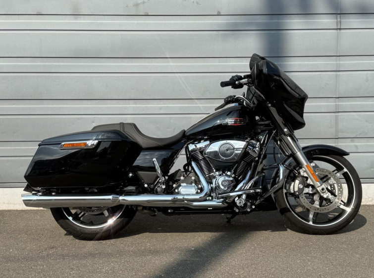 Мотоцикл HD SREET GLIDE FLHX1580 з пробігом 2287 km