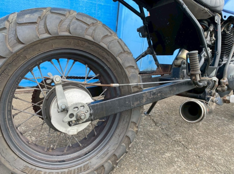 Мотоцикл Yamaha TW200 с пробегом 4532 km