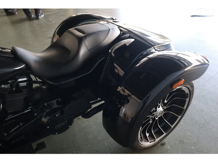 Мотоцикл HD FLTRT TRIKE с пробегом 1190 km