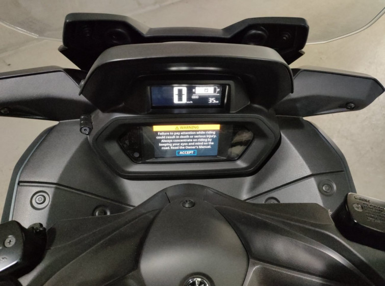 Мотоцикл Yamaha X-MAX250 с пробегом 35 km