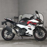 Мотоцикл Kawasaki NINJA400 з пробігом 9228 km