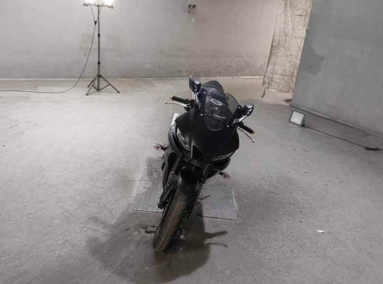 Мотоцикл Yamaha YZF-R25 з пробігом 7589 km