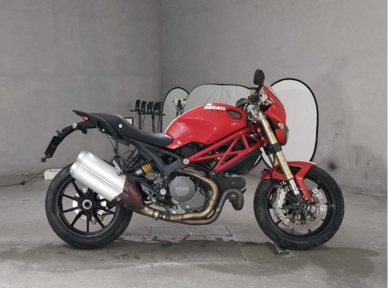 Мотоцикл Ducati MONSTER 1100EVO з пробігом 4516 km