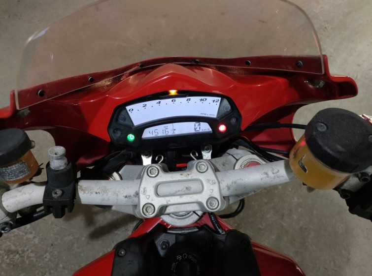 Мотоцикл Ducati MONSTER 1100EVO з пробігом 4516 km