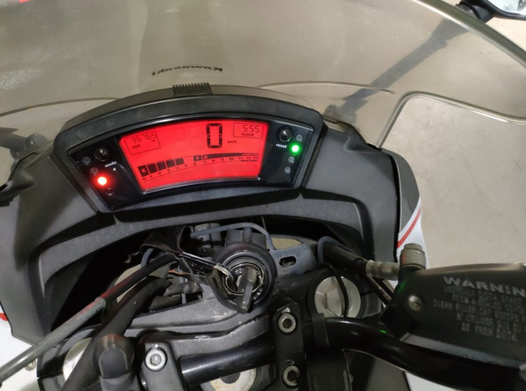 Мотоцикл Kawasaki NINJA400R з пробігом 36765 km