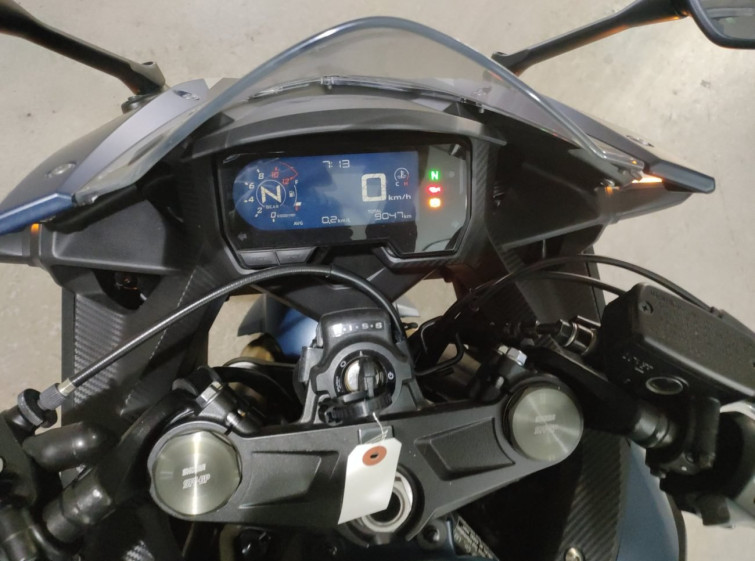 Мотоцикл Honda CBR400R с пробегом 9047 km