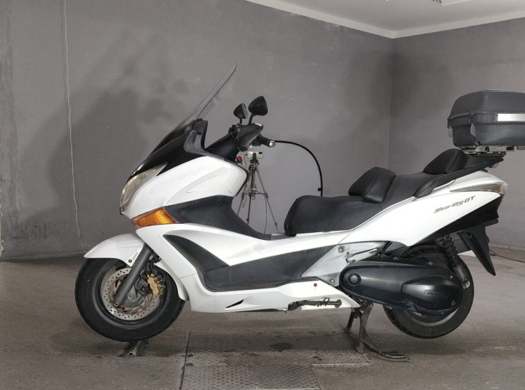 Мотоцикл Honda SILVERWING600GT з пробігом 32802 km