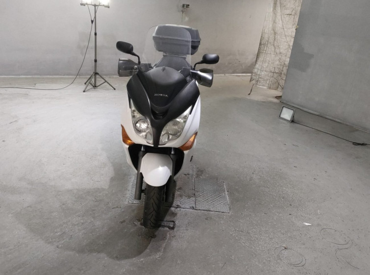 Мотоцикл Honda SILVERWING600GT з пробігом 32802 km