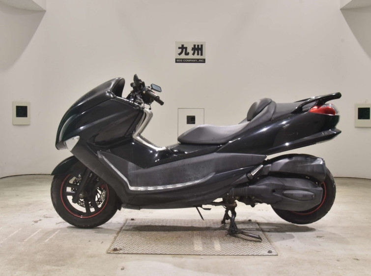 Мотоцикл Yamaha MAJESTY 250