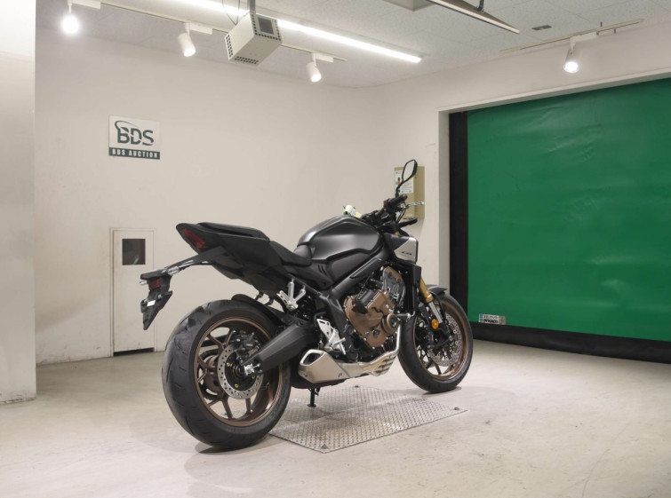 Мотоцикл Honda CB650R-2E CLUTCH с пробегом 2 km