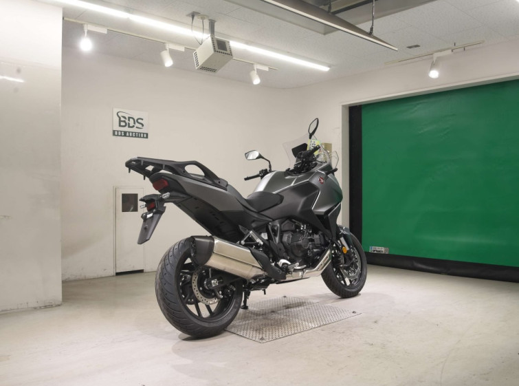 Мотоцикл Honda NT1100 з пробігом 1 km