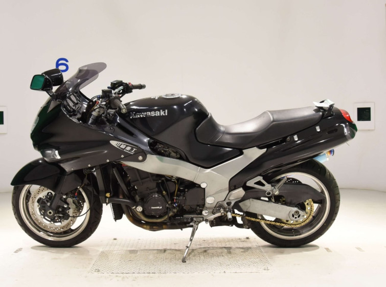 Мотоцикл Kawasaki ZZ-R1100 з пробігом 35646 km