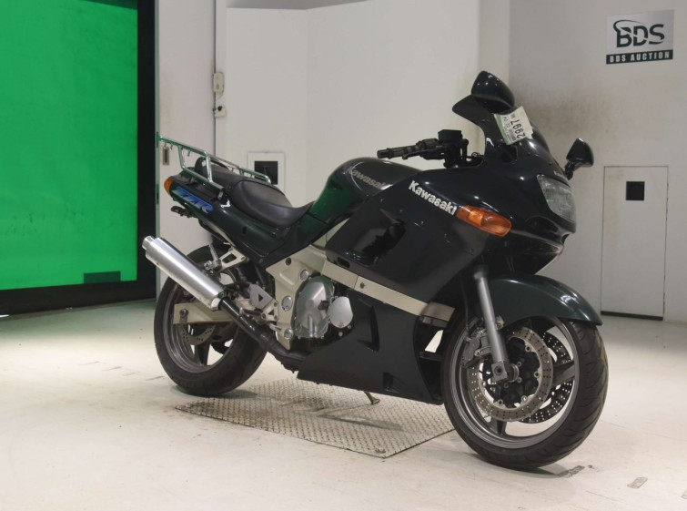 Мотоцикл Kawasaki ZZ-R400 з пробігом 39652 km