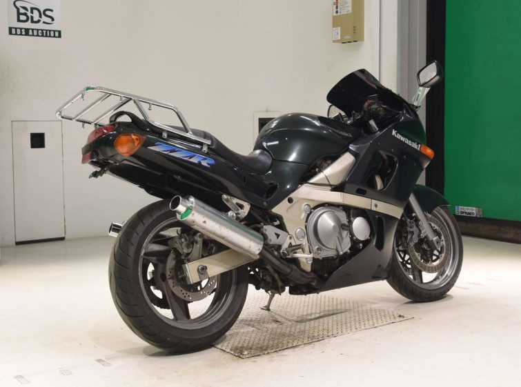 Мотоцикл Kawasaki ZZ-R400 з пробігом 39652 km